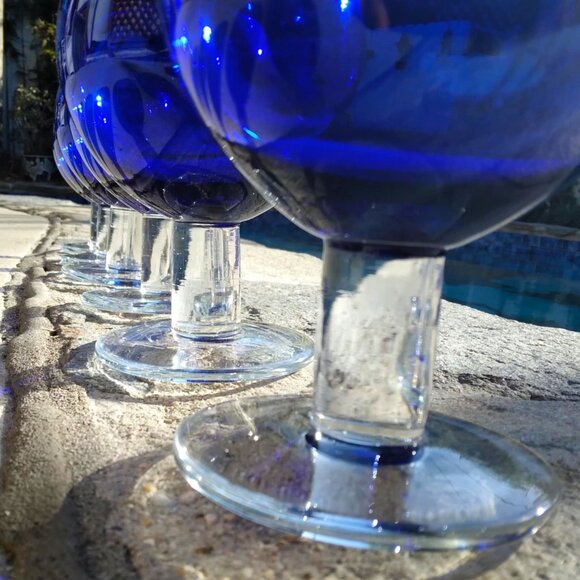Set of 6 Vintage Crate & Barrel Cobalt Blue Thick Clear Stemmed "Deena" Wine Gla - Picture 11 of 11